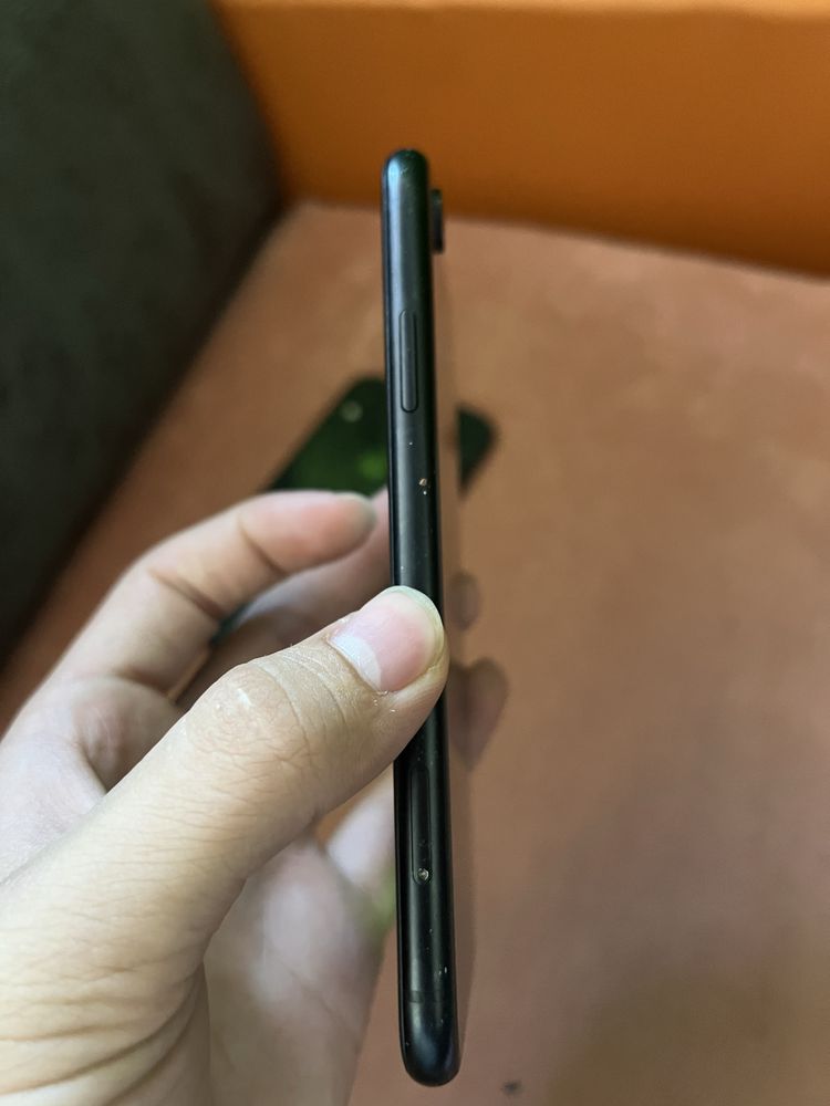 iPhone Xr 256гб в идеальном состоянии