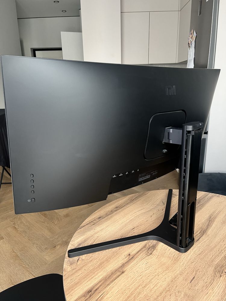 Монитор Xiaomi Mi Curved Gaming Monitor 34 [XMMNTWQ34]