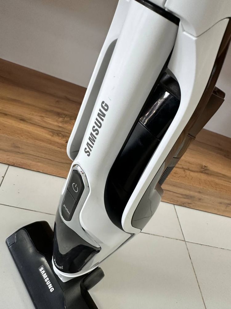 Пылесос Samsung 21.6V Powerstick от Актив Маркет Рассрочка 0-0-12