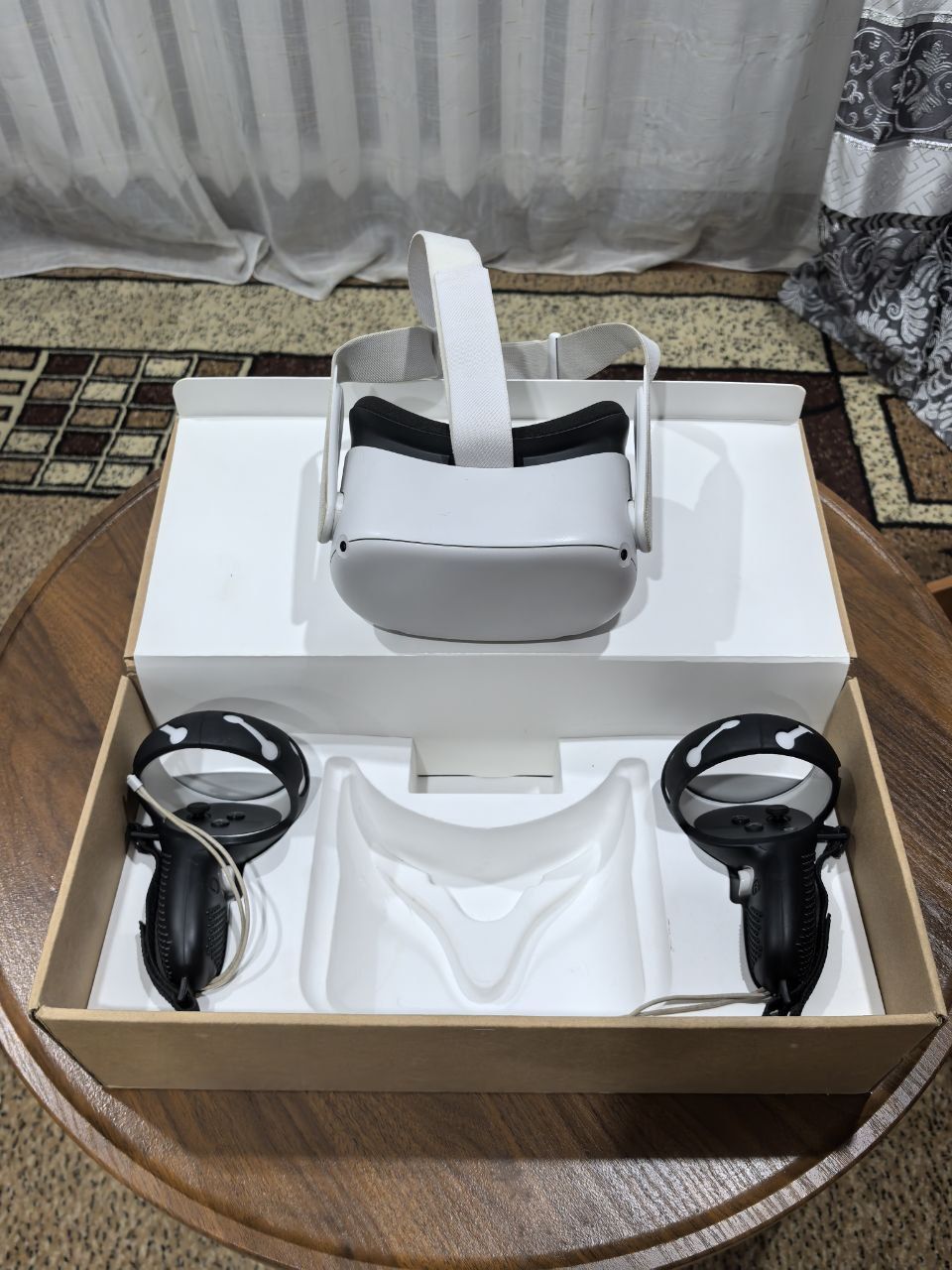 VR очки Oculus Quest 2 | Отличное состояние | от 110 000т