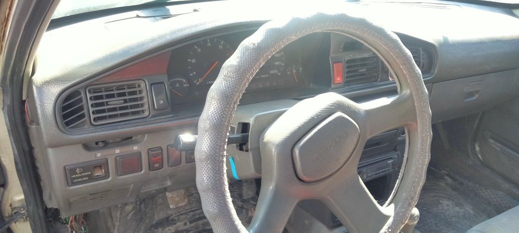 Продам мазда 626 состояния  на ходу..