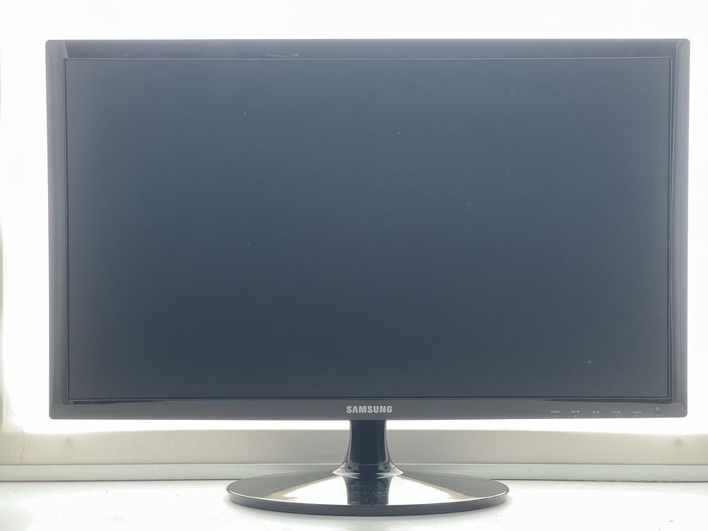 Монитор Samsung S24D332H