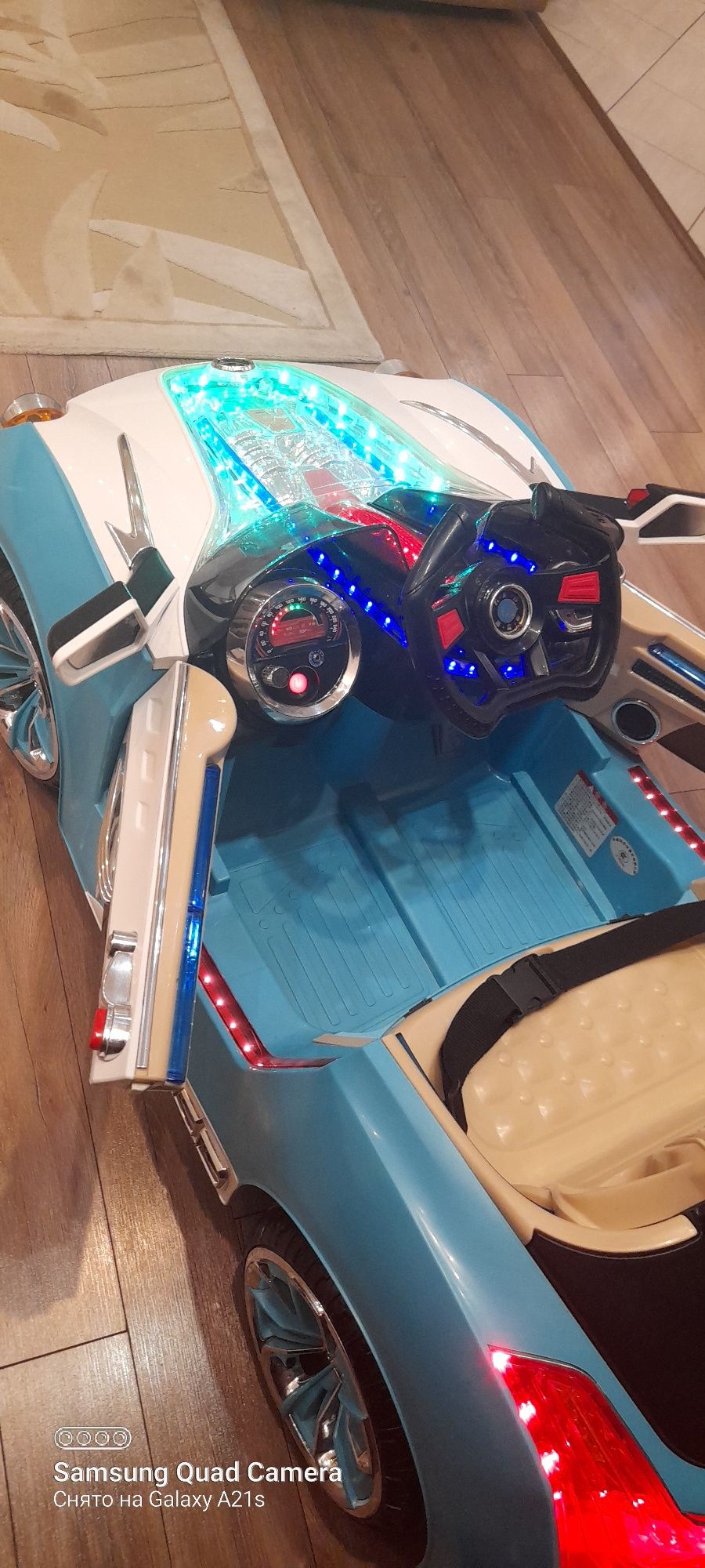Продам эксклюзивный детский электромобиль!