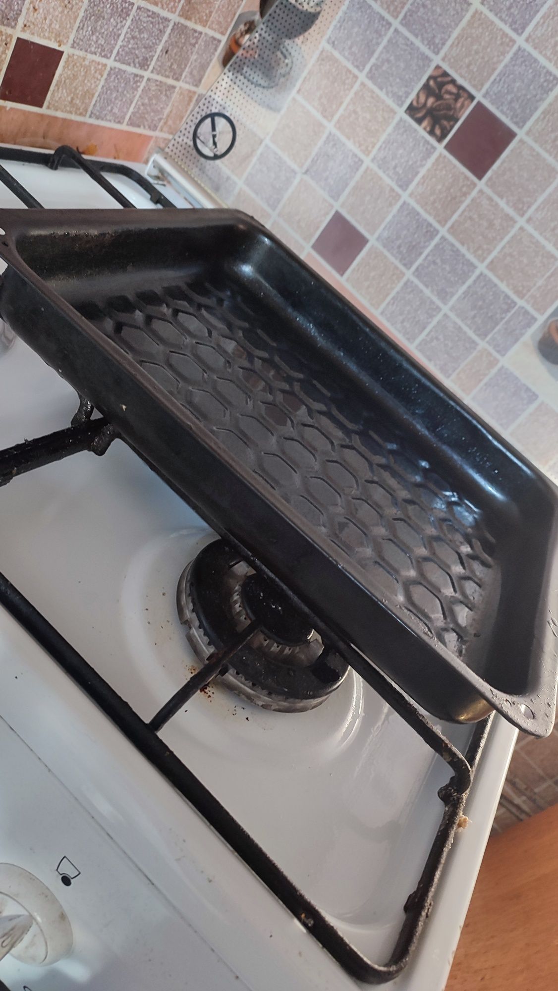СРОЧНО продам газ плиту