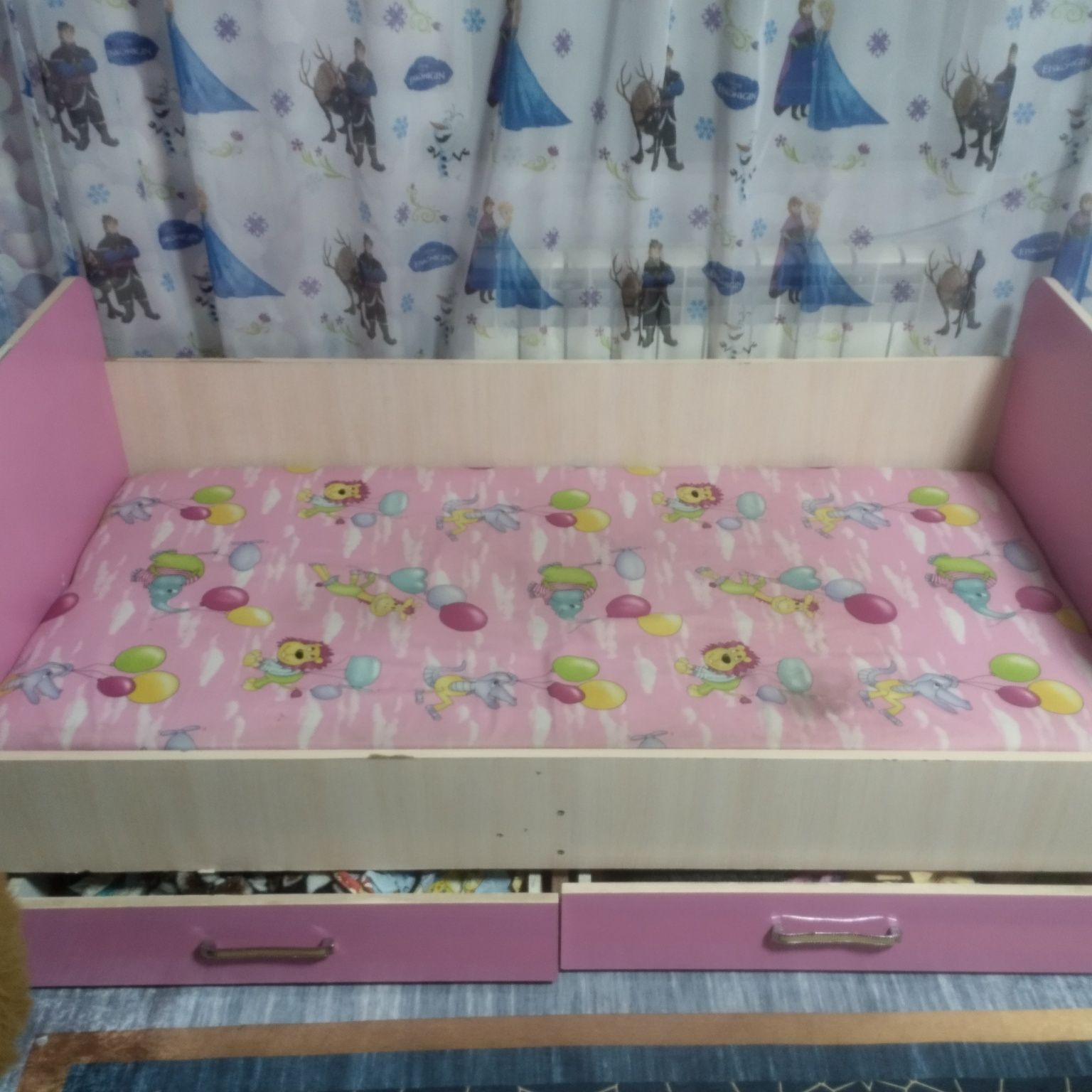 Продам детские кровати б,у