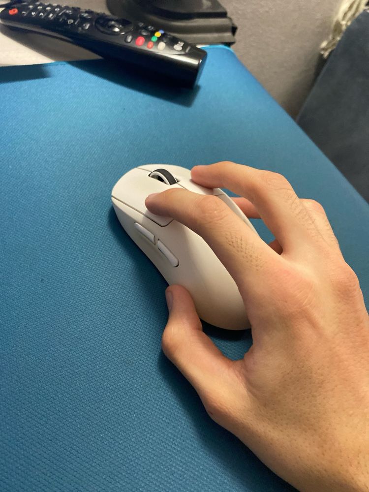 Logitech g pro x superlight мышка