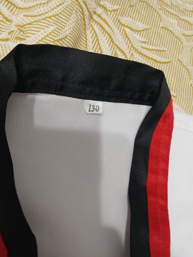 Продам кимоно для тхэквондо