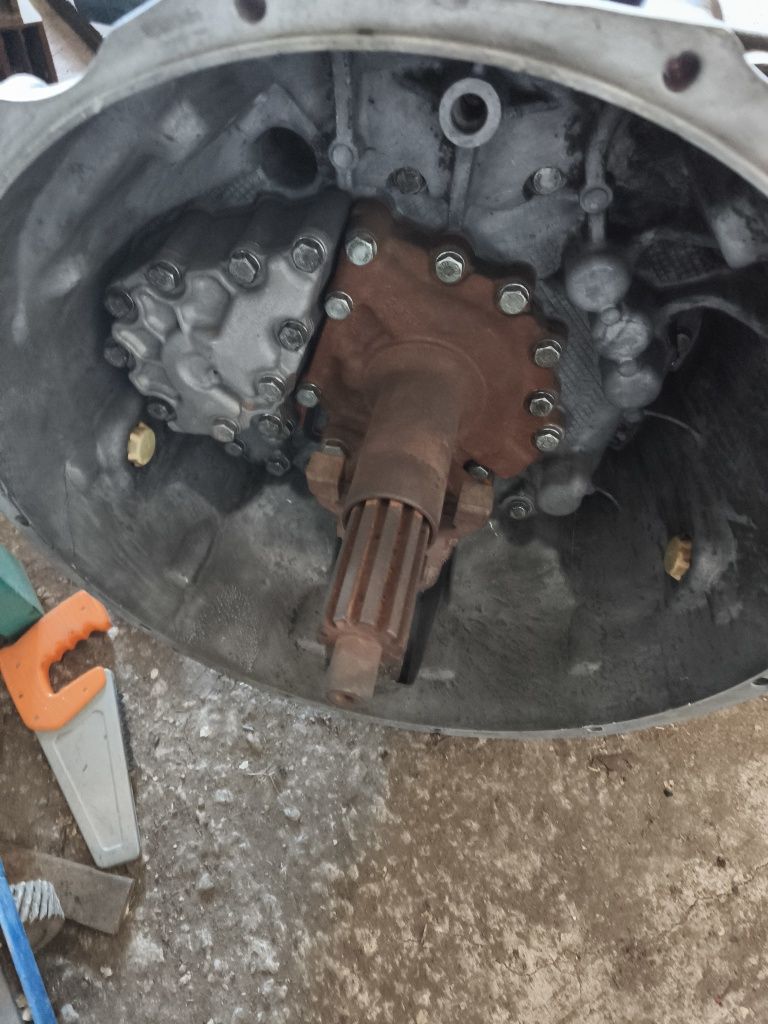 Продам кпп ZF 151