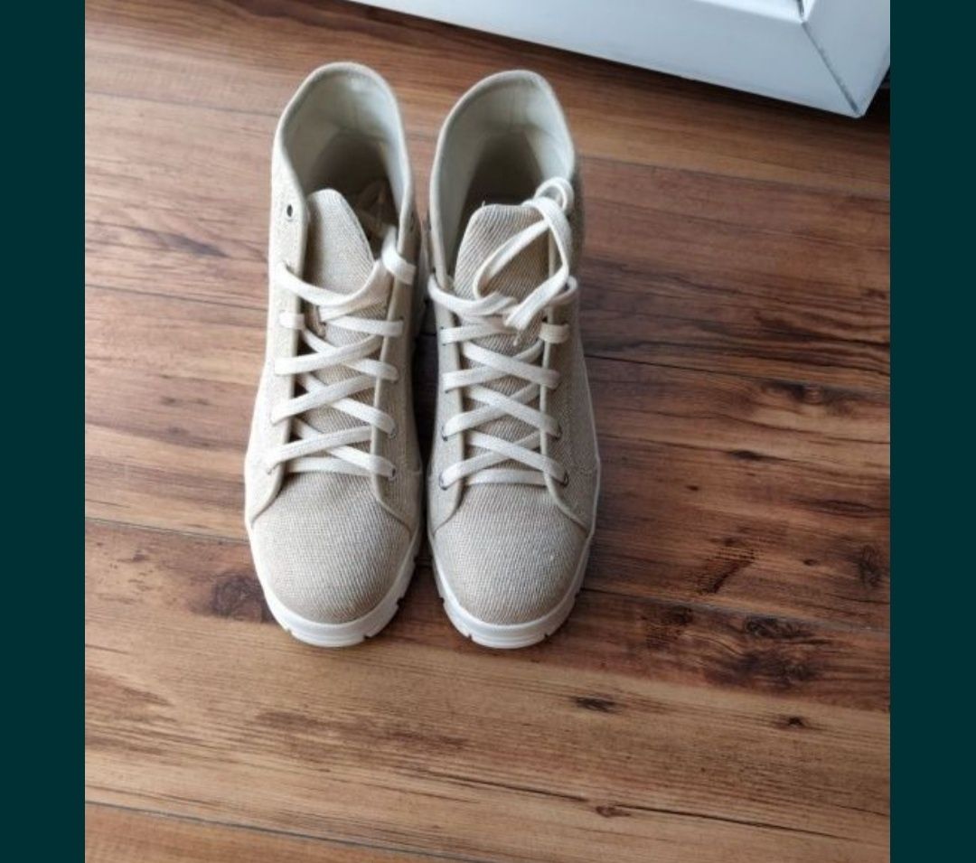 Продам Кеды Zara