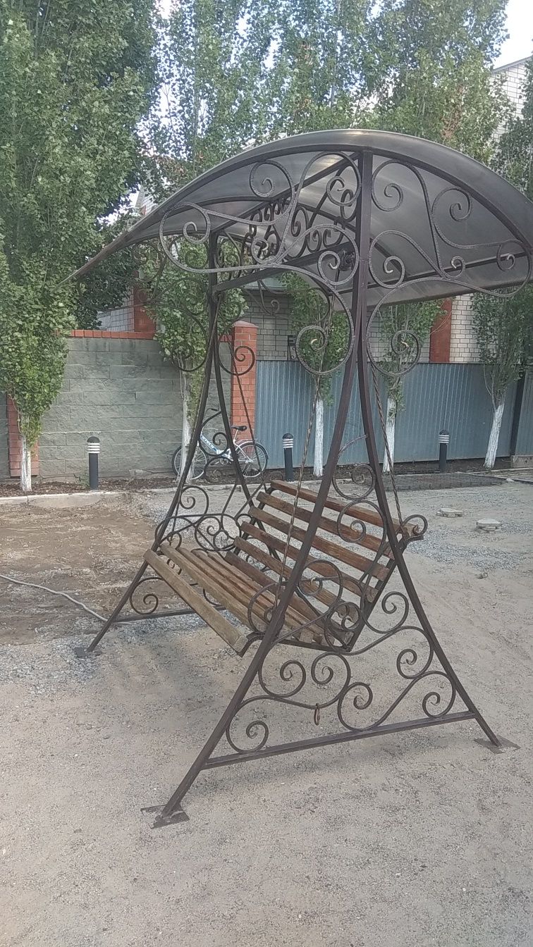 Сварщик на выезд со своим сварочным генератором.Токарные работы.