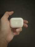 AirPods Pro ( наушник )