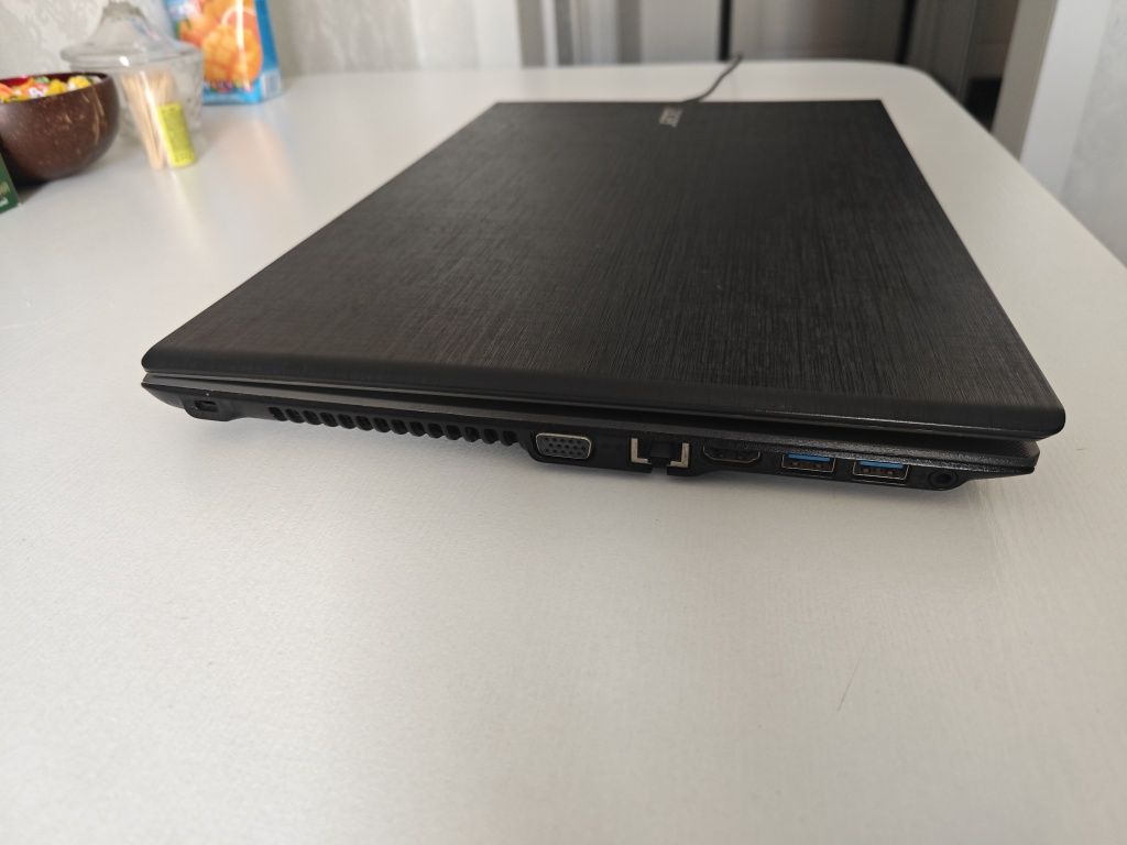 Ноутбук Aser core i5
