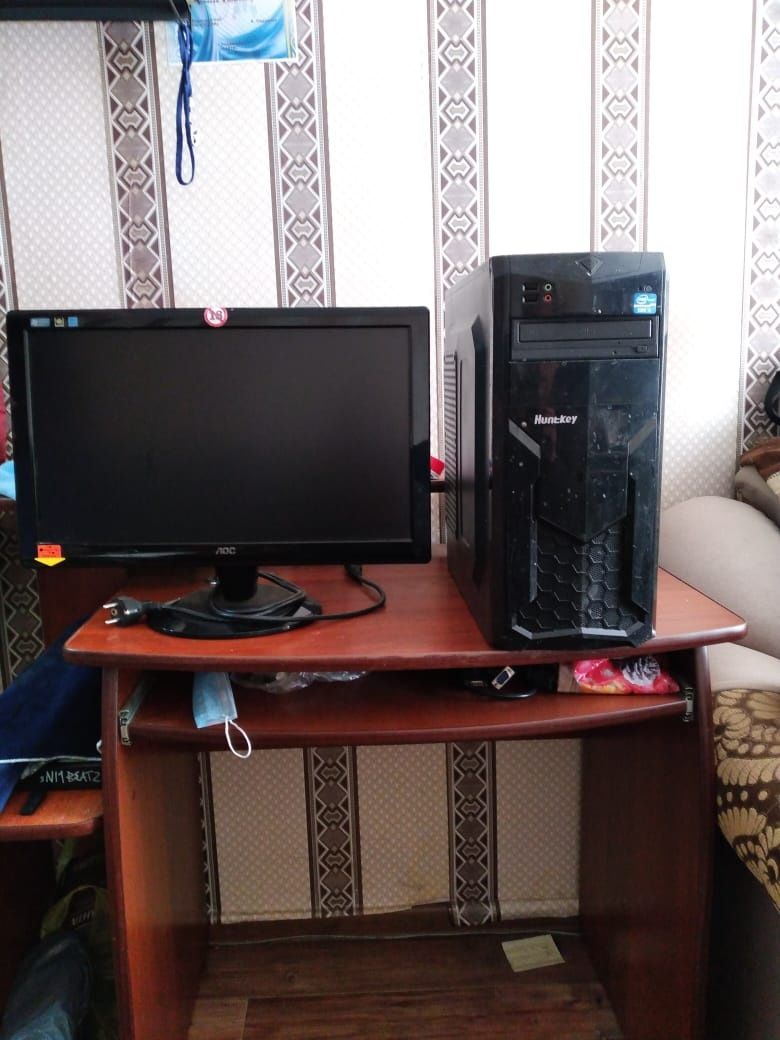 Продам аппаратуру для звукозаписи компьютер