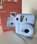 Продаю абсолютно новый фотооппарт Instax Срочно