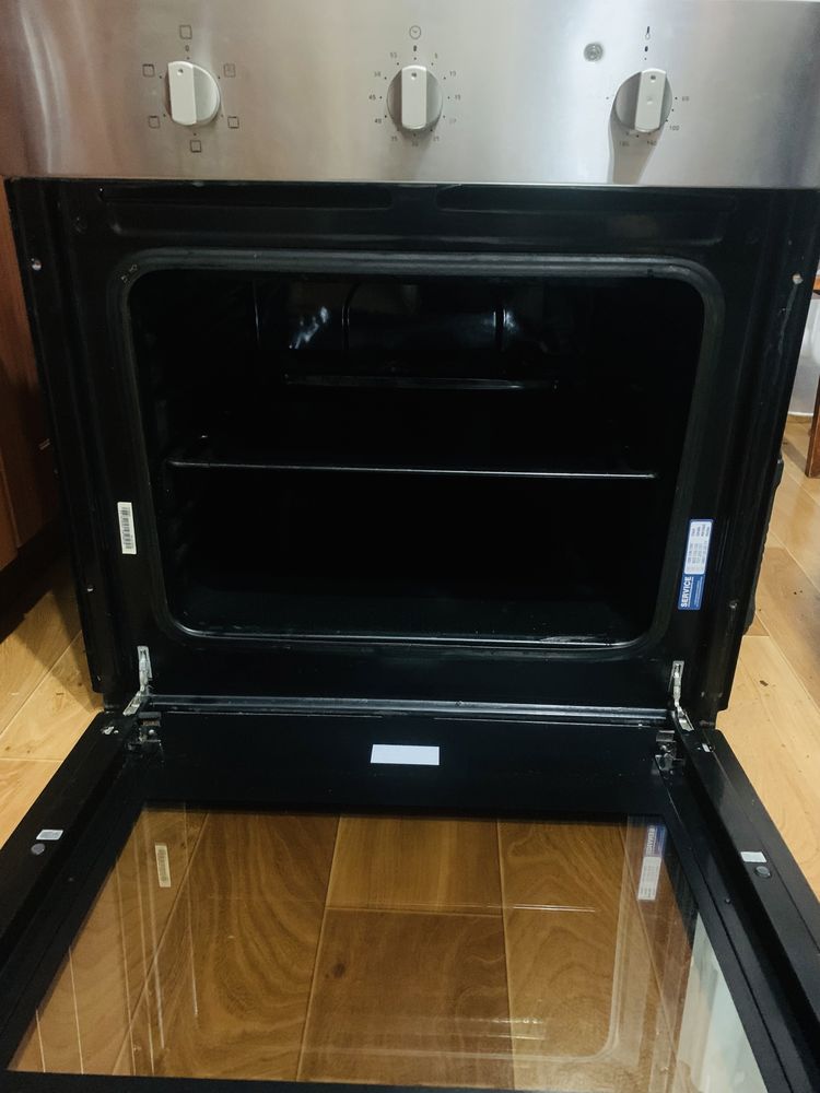 Электрический духовой шкаф Hotpoint-Ariston
