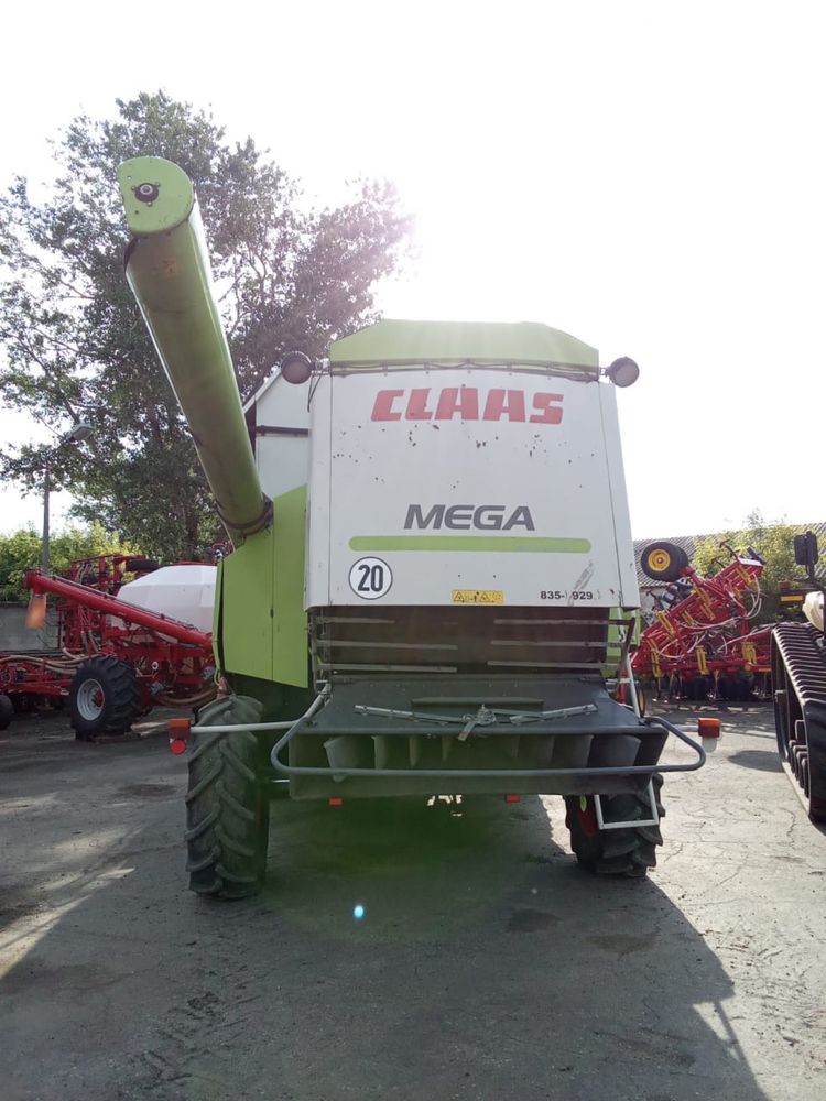 Комбайн Claas mega 350