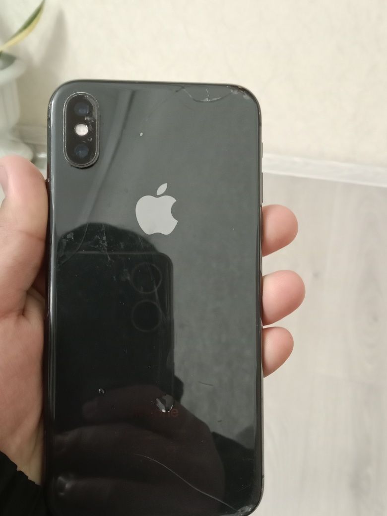 Айфон xs срочно.
