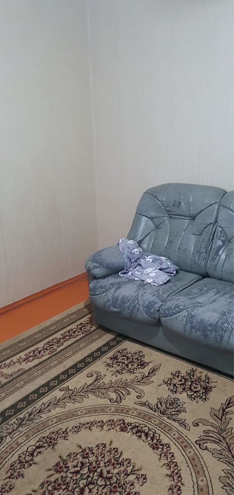 Продаётся просторный двухэтажный дом в центре города