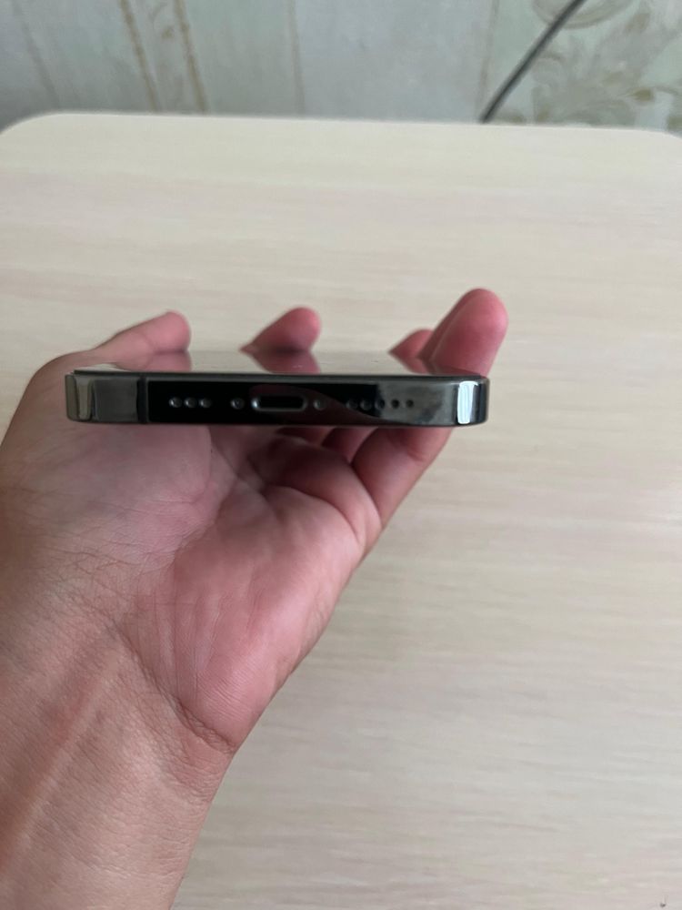 Iphone 13про 256гб