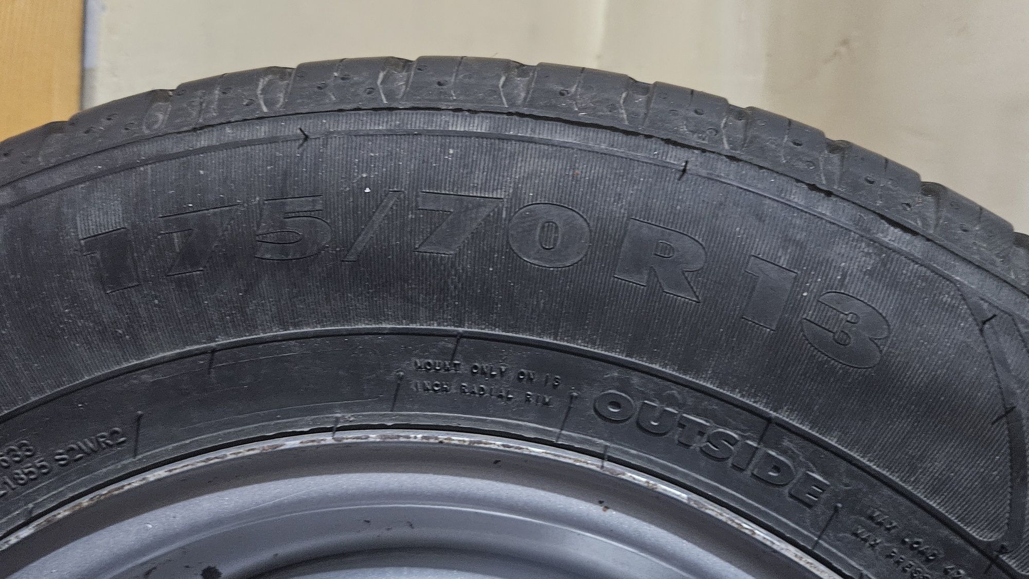 Продам комплект летней резины 175/70 R13