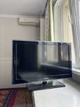 SAMSUNG LE32D551K2W в хорошем состояние