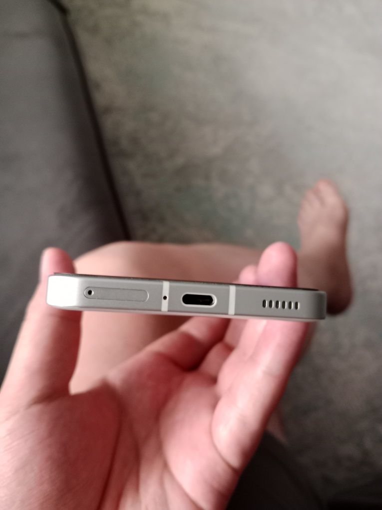 Срочно продам nothing phone 2 256