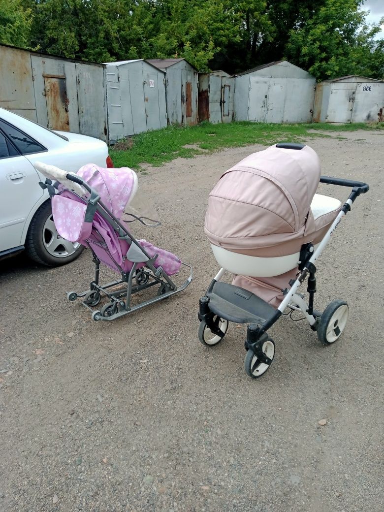 Продам детскую коляску