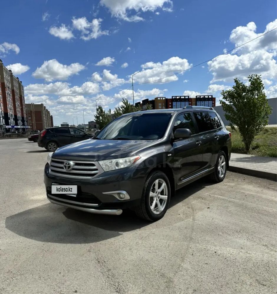 Продам Toyota Highlander 2011 г.