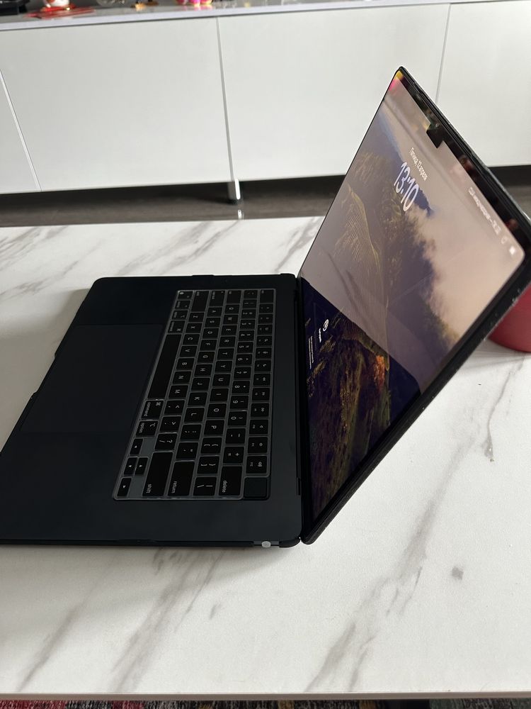 MacBook Air 15.3, Apple M2, 16 Gb, 512 Gb, цвет темная ночь