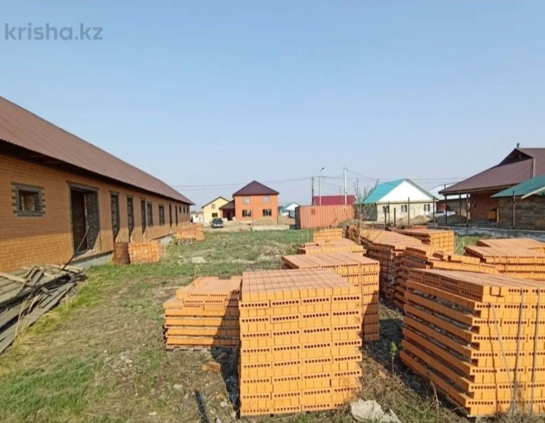 Продам дом недостроенный,частная собственность