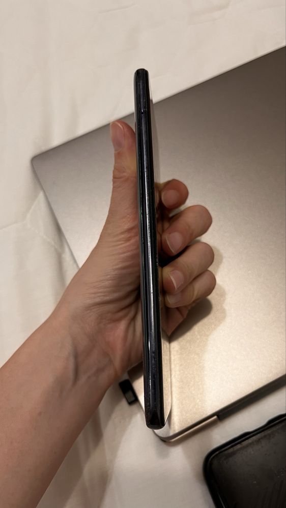 Продам смартфон Samsung Galaxy A50 64GB
