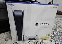 Продам playstation 5 почти новую