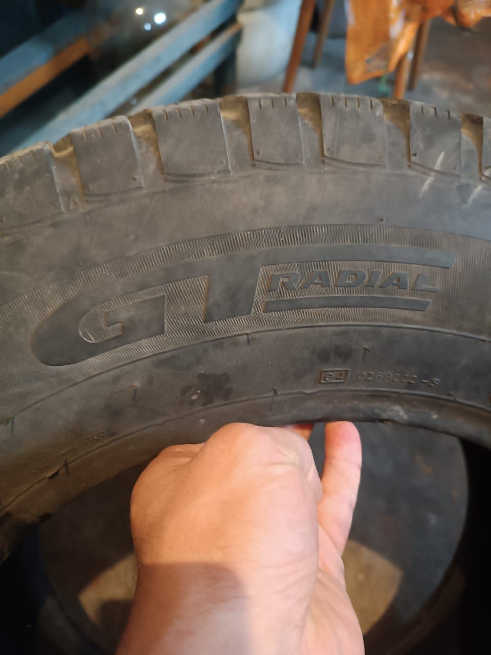 GT Radial 225/70 R16 зимняя резина шины бу в хорошем состоянии