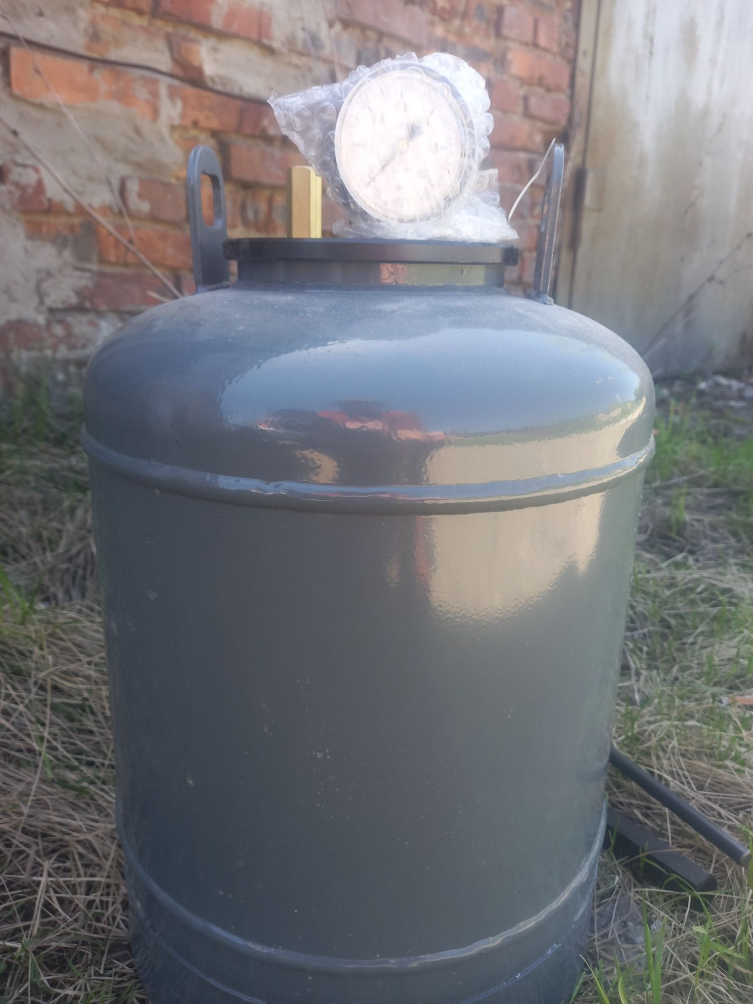 Продам аппарат для консервирования