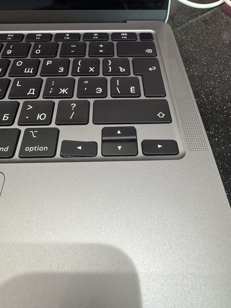 Macbook air m1 2020