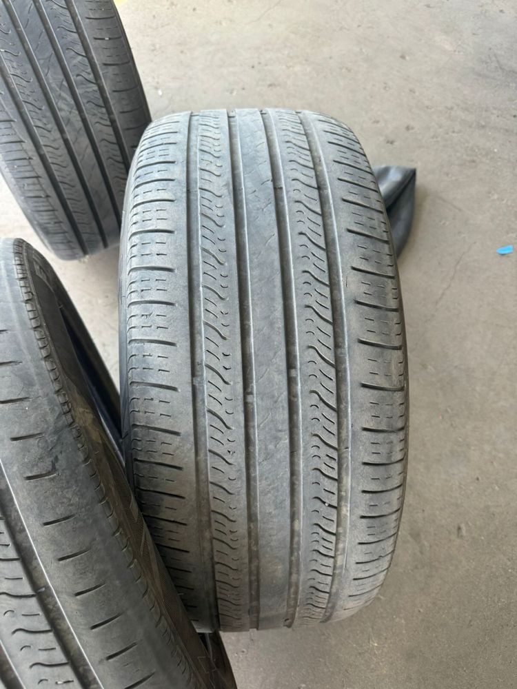 Продам летнию резину R20