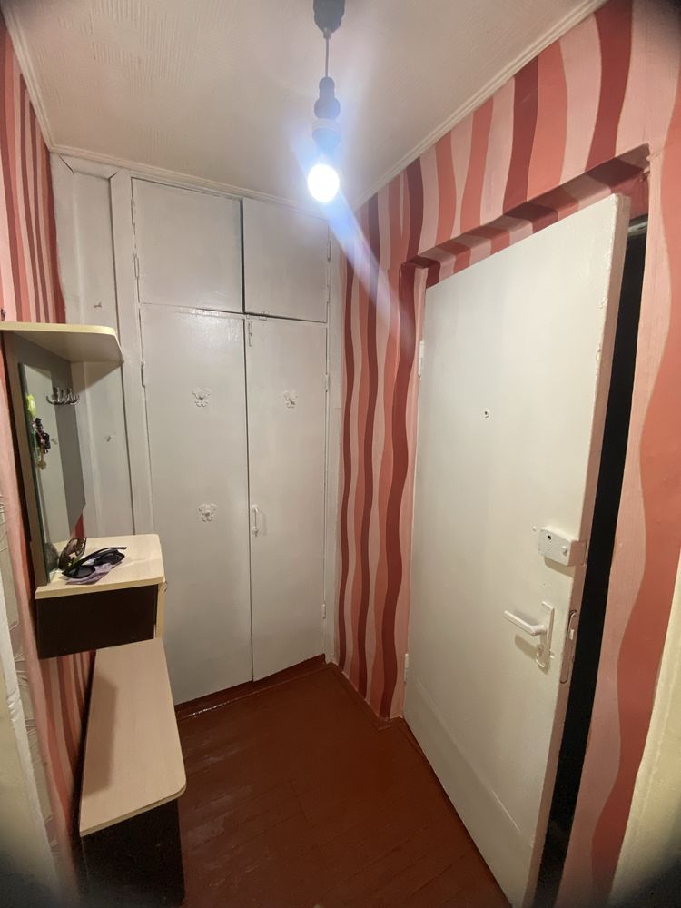 Продам 1комнатную квартиру в районе КСК