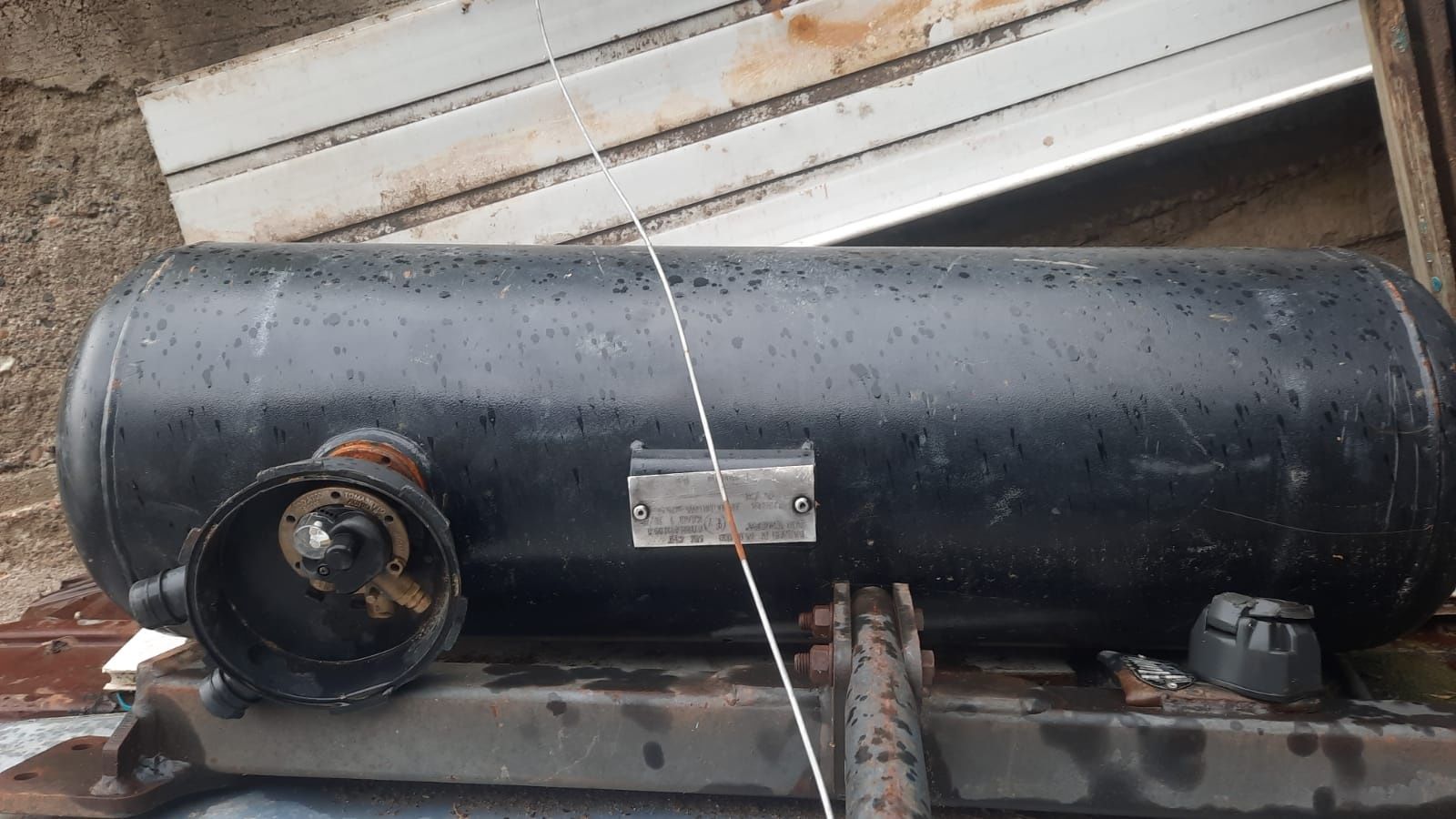 Газовый баллон 65 л
