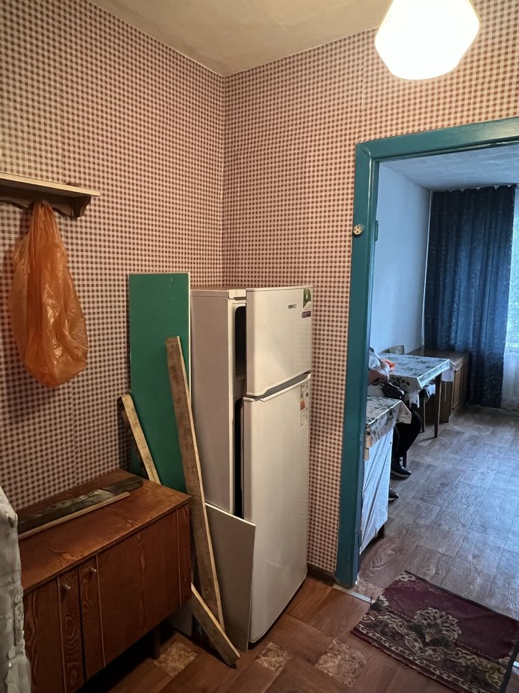 Продам квартиру в малосемейке