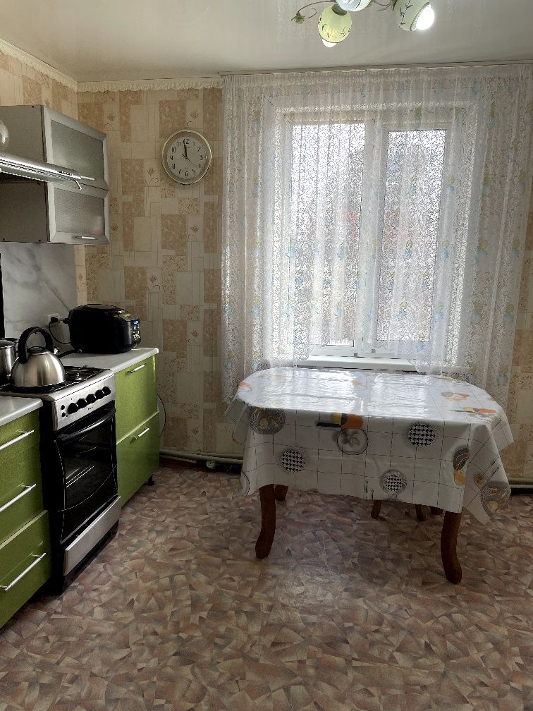 Дом двухквартирный на земле, 3-х комнатный,6 соток, с центральным отоп