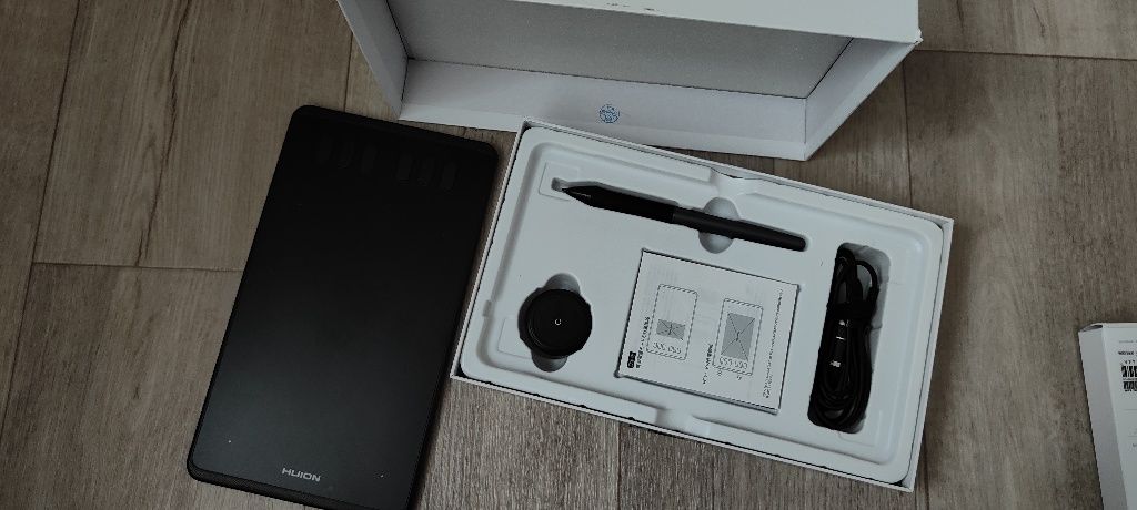Графический планшет Huion Ispiroy h640p