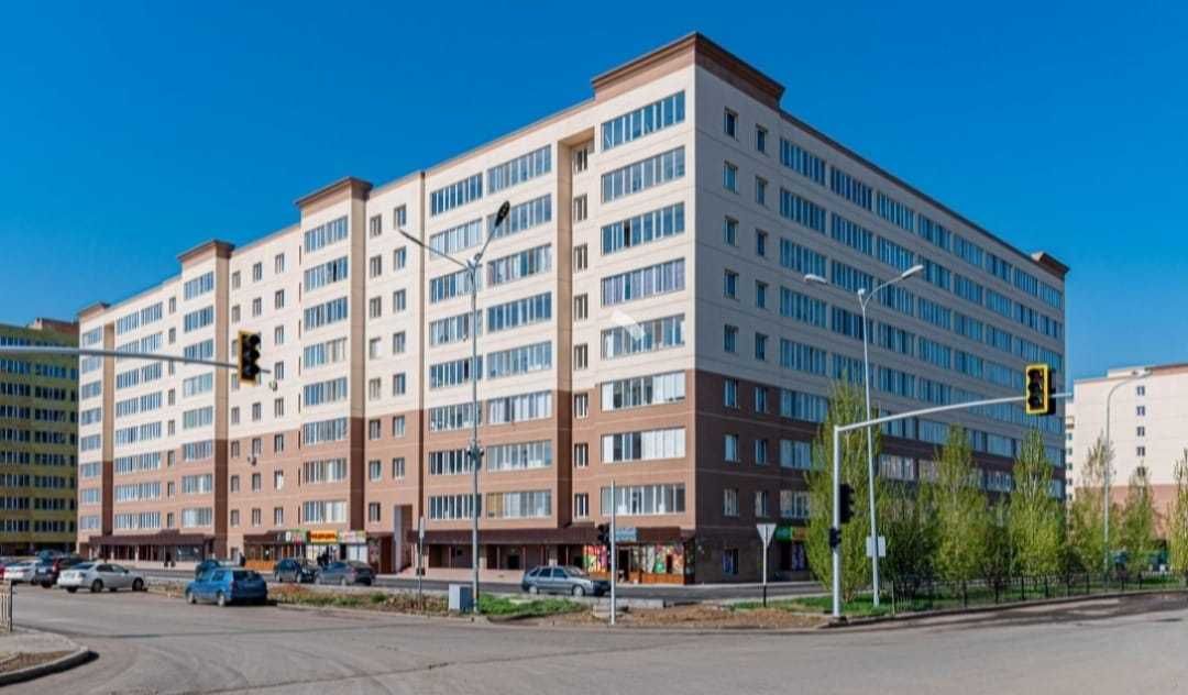 Продаю 2-комн. по ул.Болекпаева 16, правый берег.
