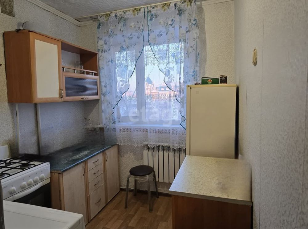 продам 2 комнатную квартиру КЖБИ