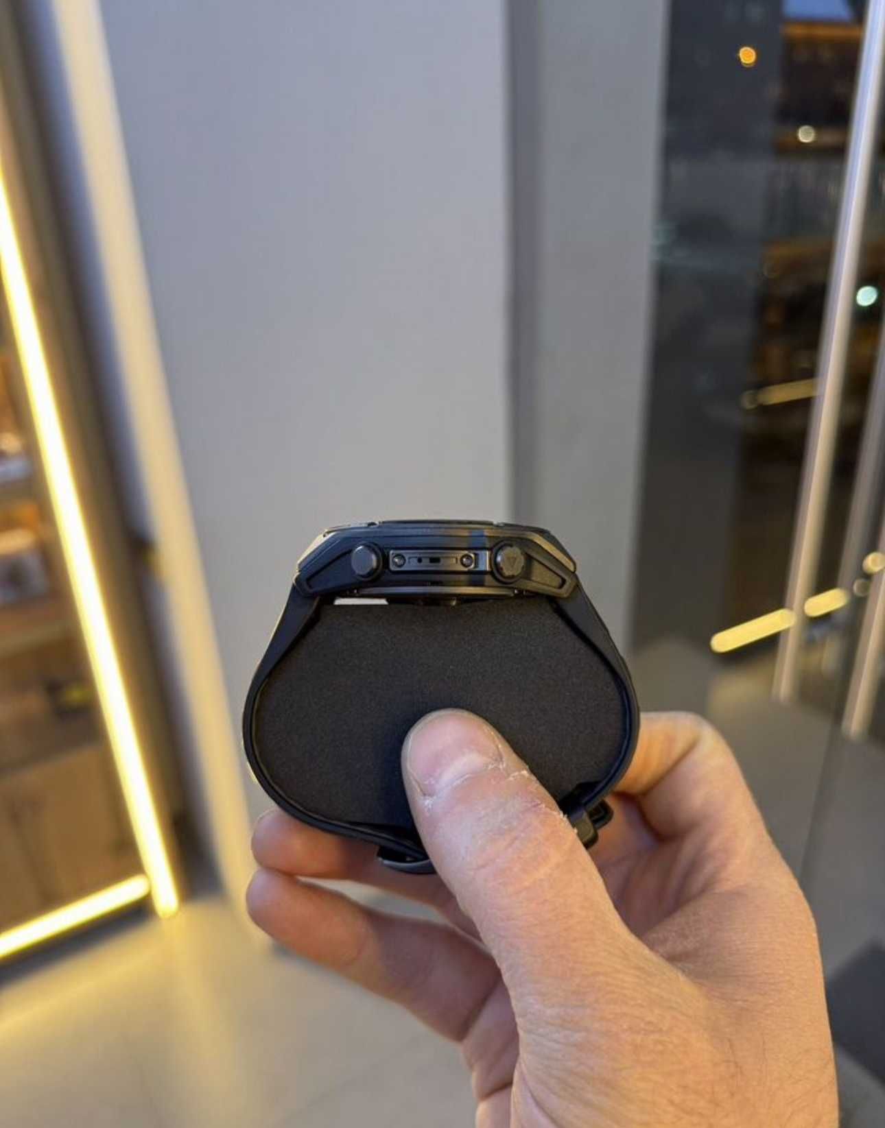 Электронные часы Garmin