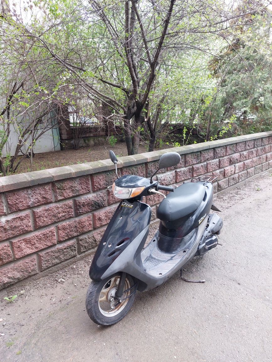 Продам Мопед Honda DIO на запчасти