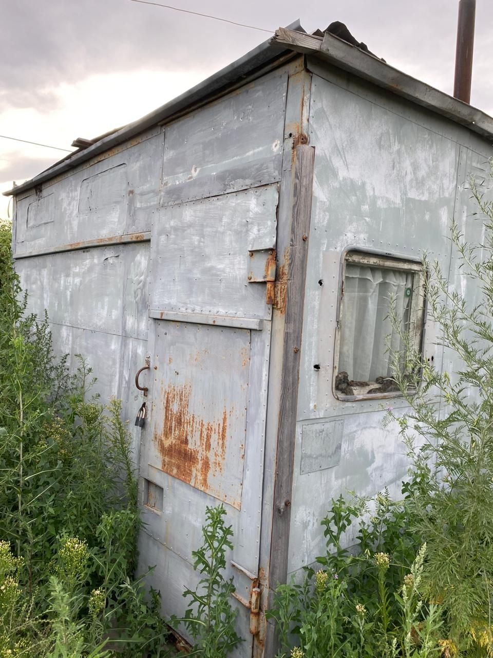 Продам Вагон с печкой
