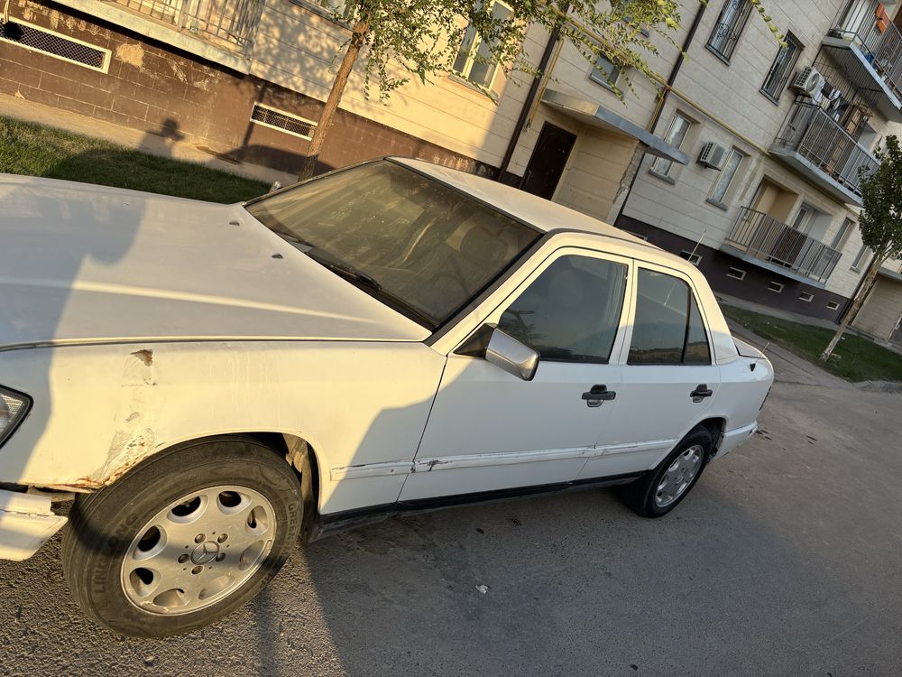 Мерседес 124 2.6 дозатор