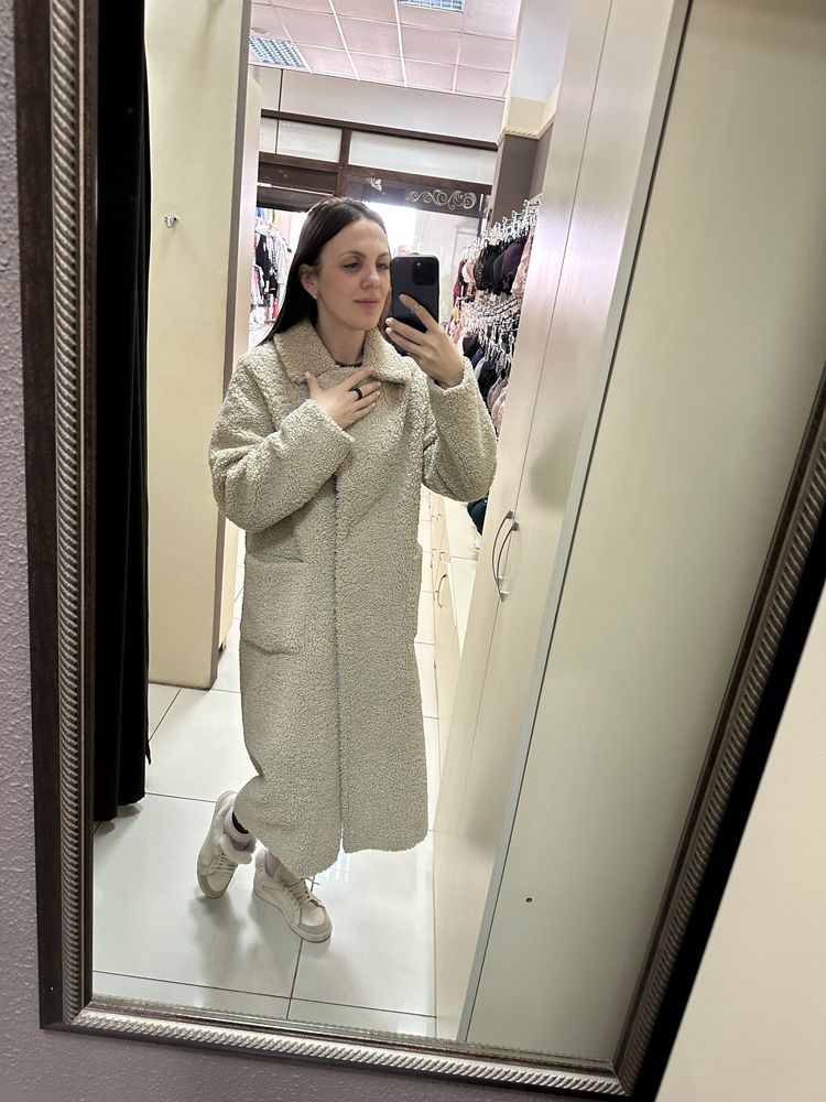 Продам шубу женскую