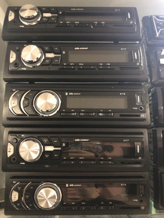 Автомагнитола магнитола магнитофон SD USB AUX FM BT Микрофон