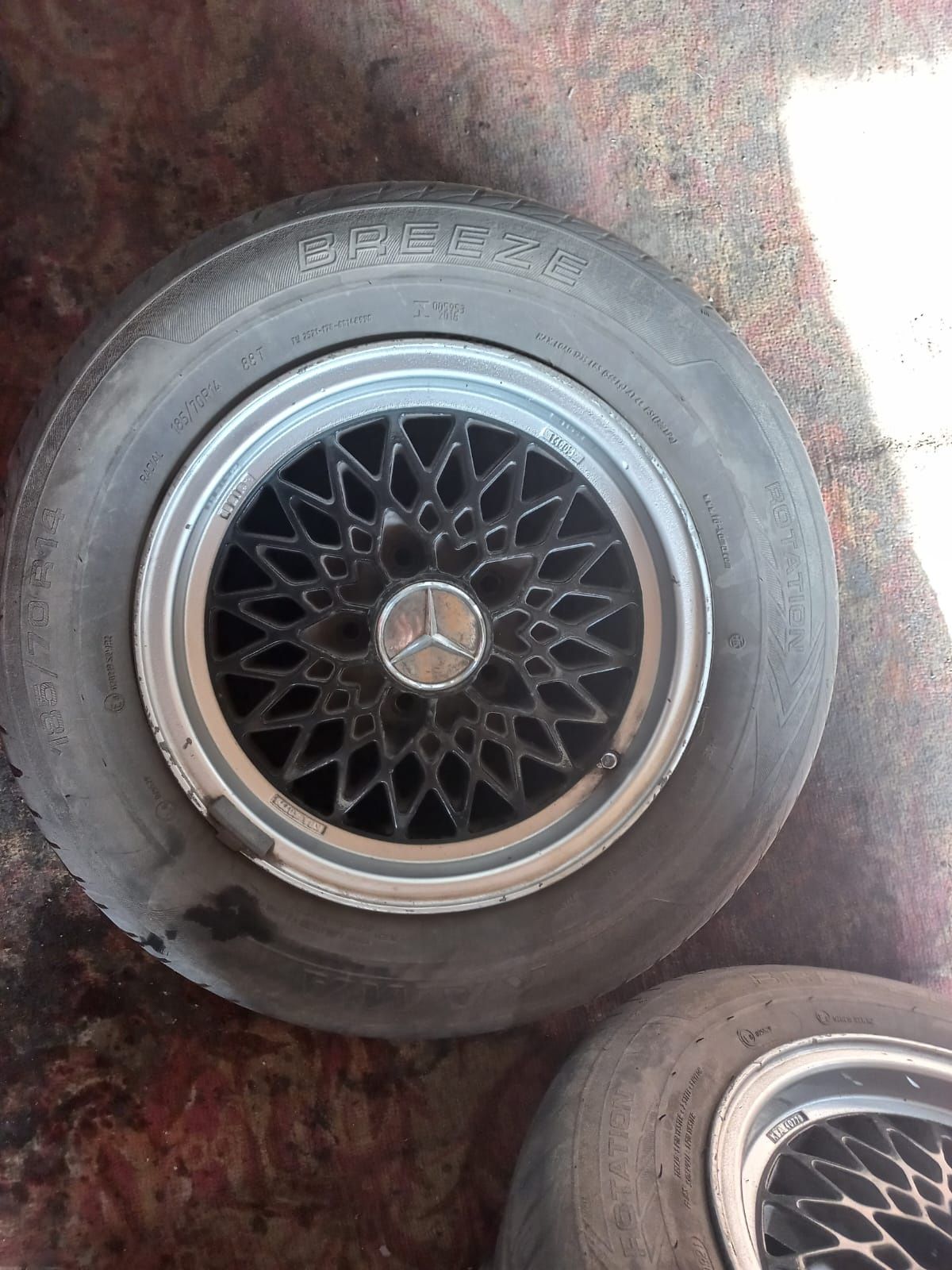 Продам диски на Мерседес W123
